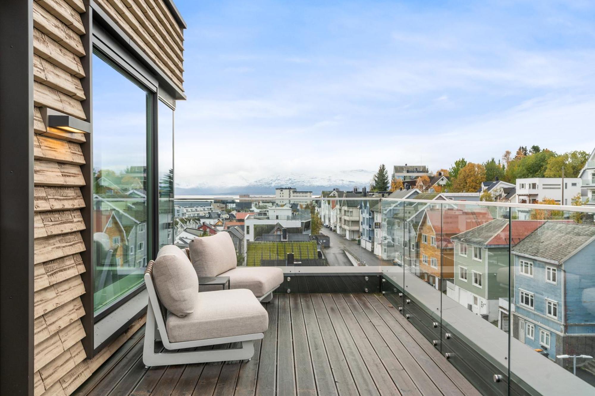 Luxury Apartment Downtown Tromso With 2 Bedrooms And 2 Bathrooms And Parking Extérieur photo